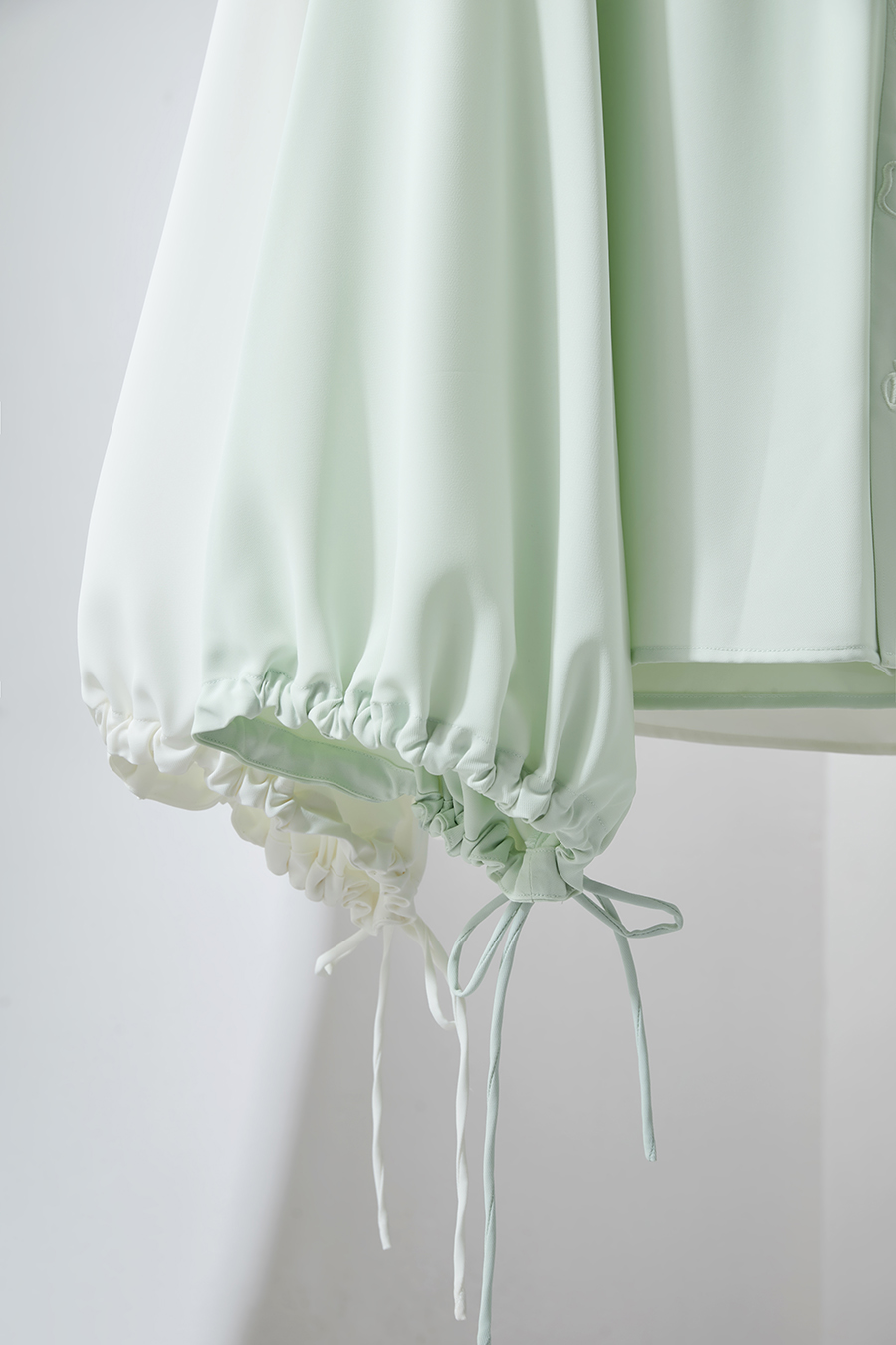 Rose Embroidered Chiffon Blouse|AMII-AMII.com