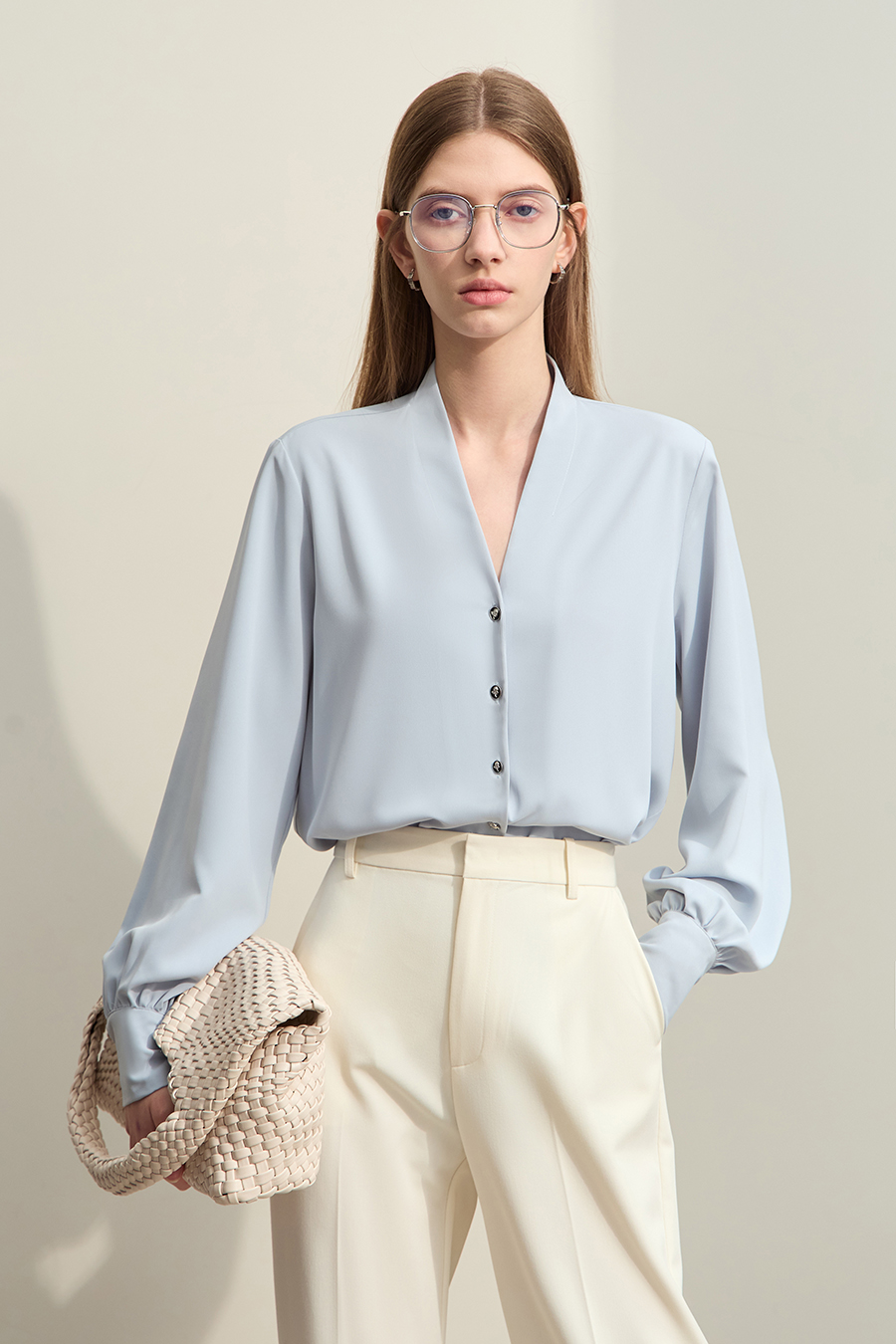 V-neck Lantern Sleeve Shirt