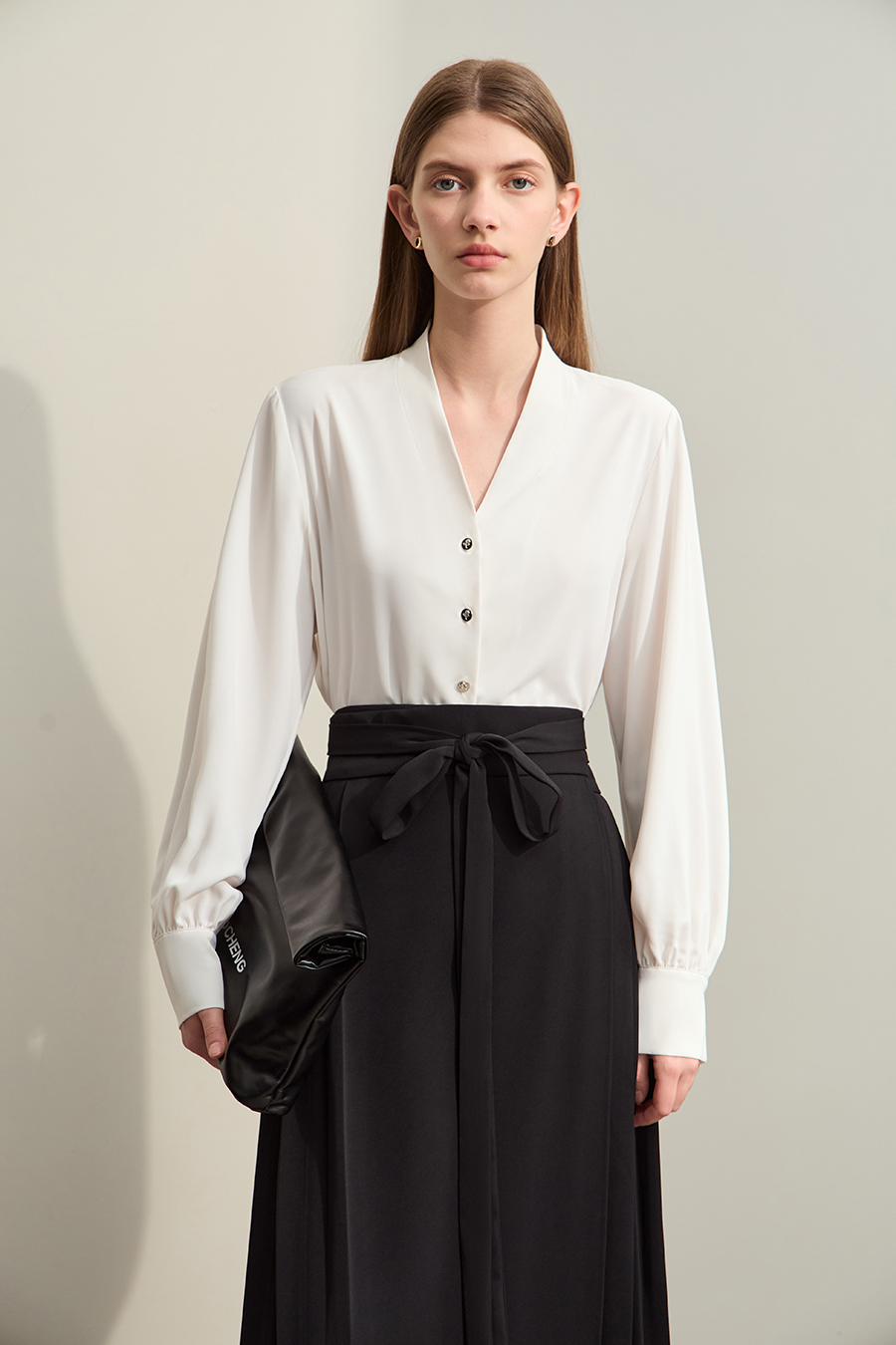 V-neck Lantern Sleeve Shirt