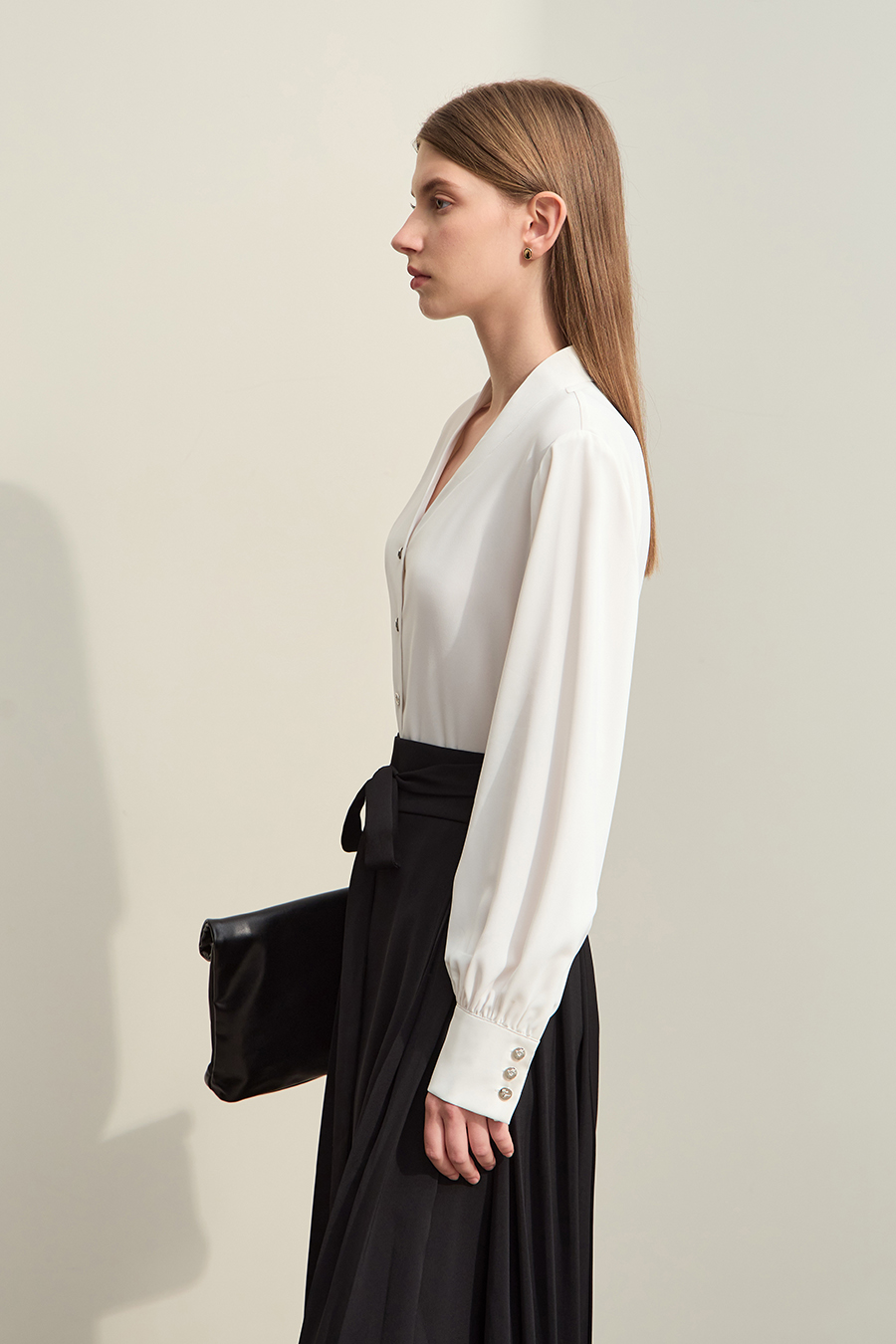 V-neck Lantern Sleeve Shirt