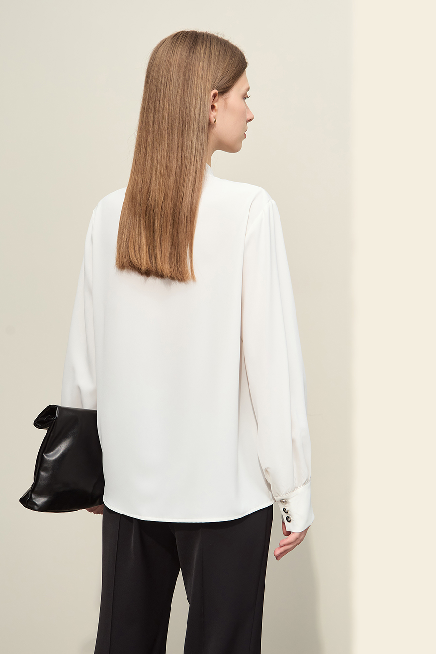 V-neck Lantern Sleeve Shirt