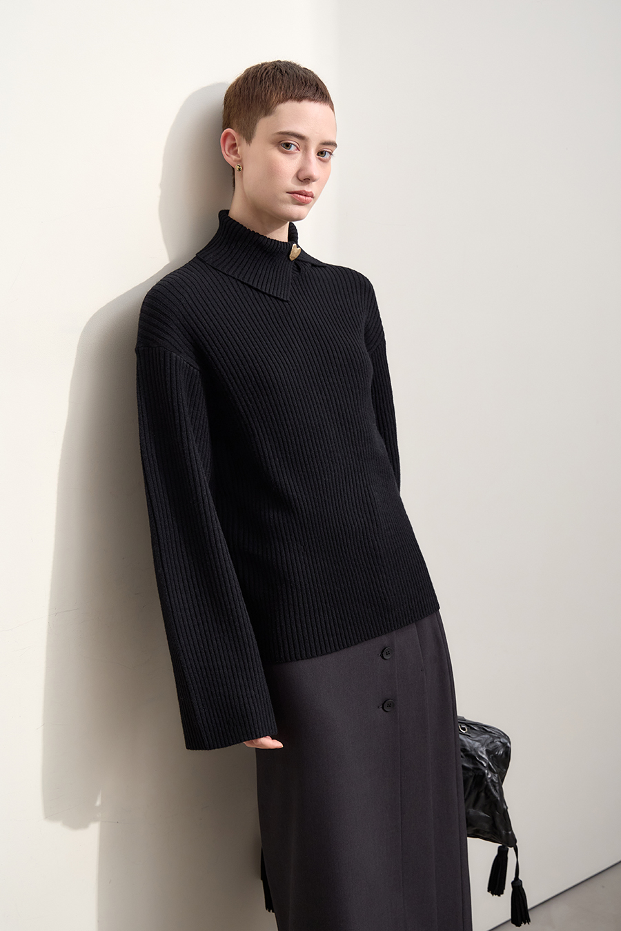 Lapel Drop-shoulder Sweater