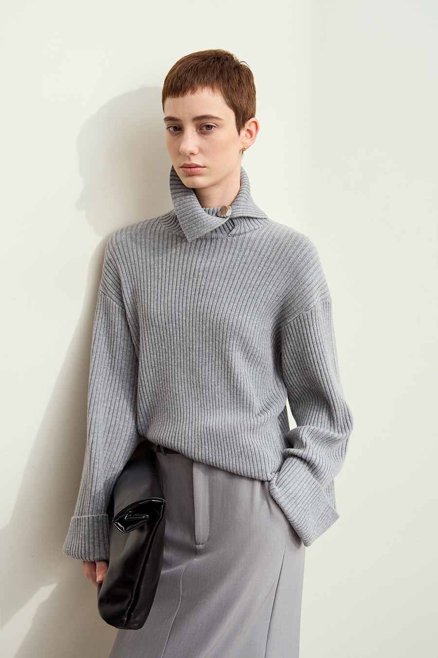 Lapel Drop-shoulder Sweater