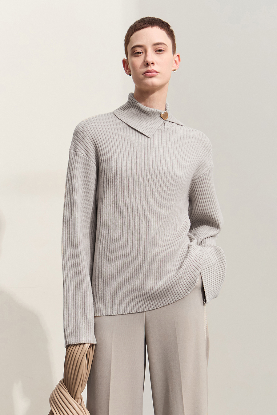 Lapel Drop-shoulder Sweater
