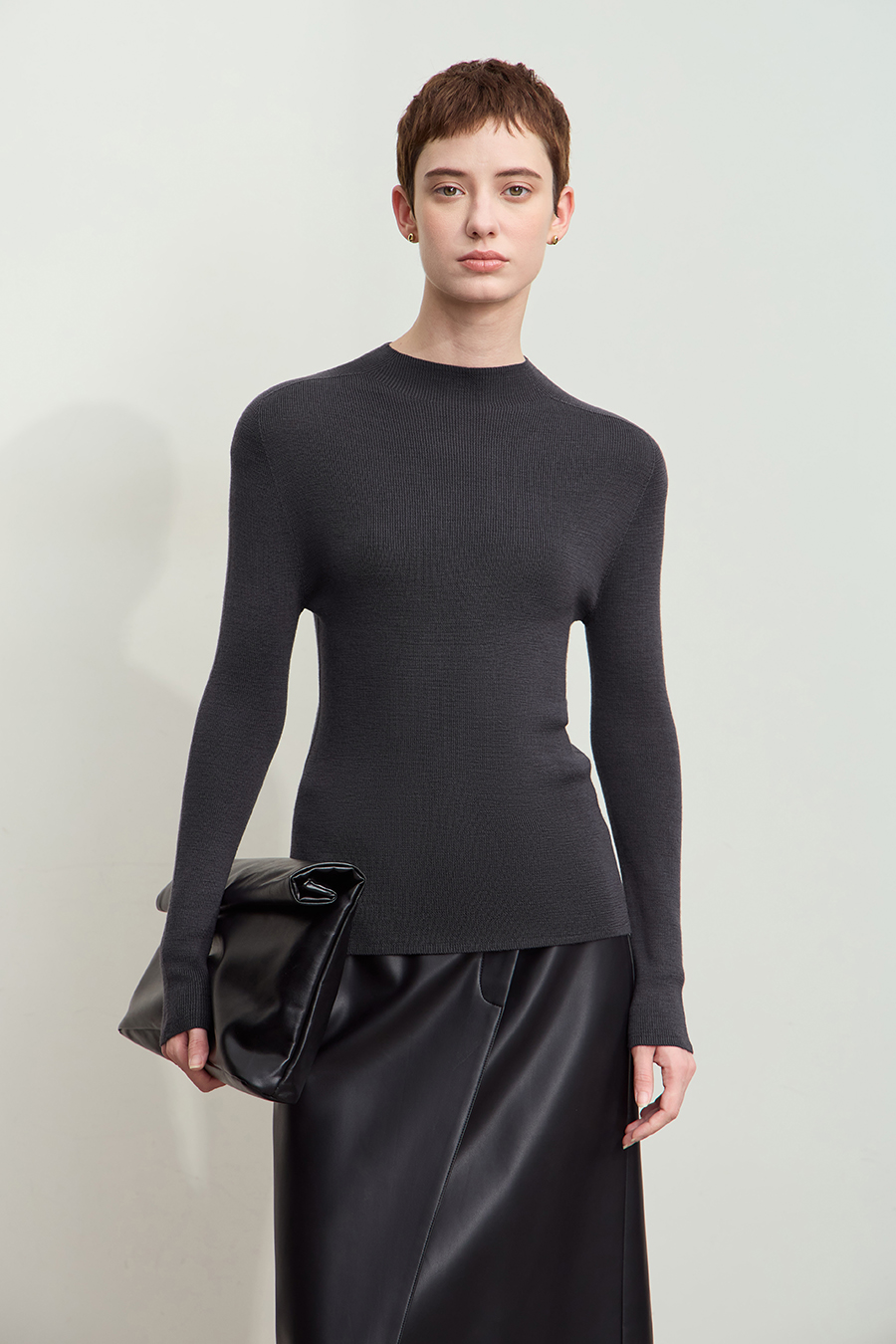 All Wool Seamless Sweater|AMII-AMII.com