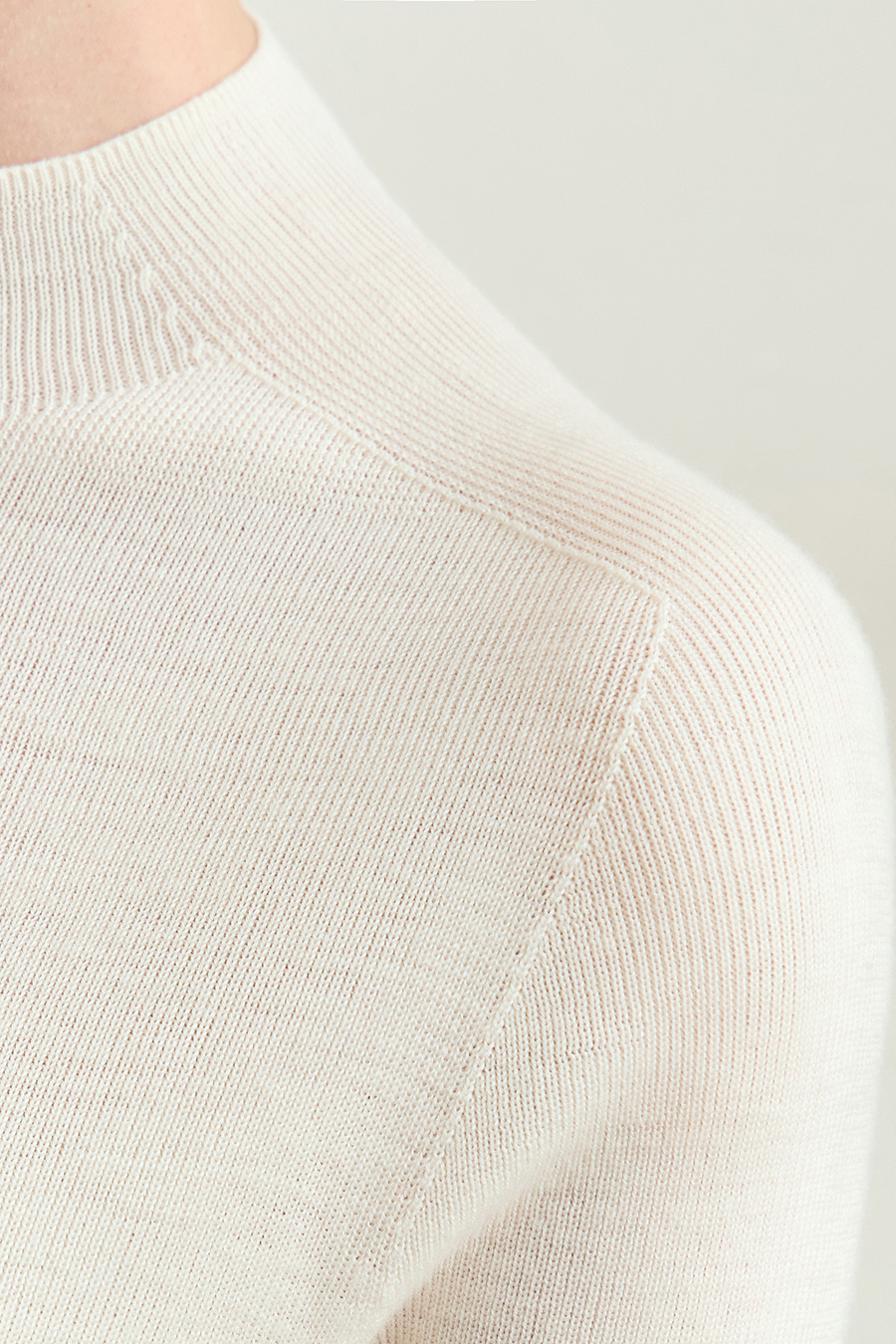 All Wool Seamless Sweater|AMII-AMII.com