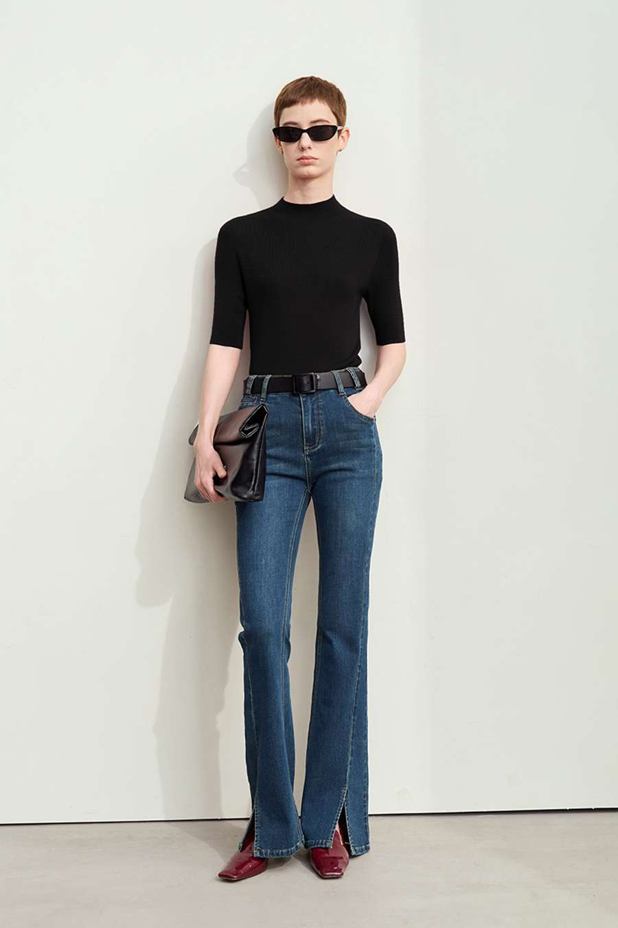 Seamless Mid-Sleeve Sweater