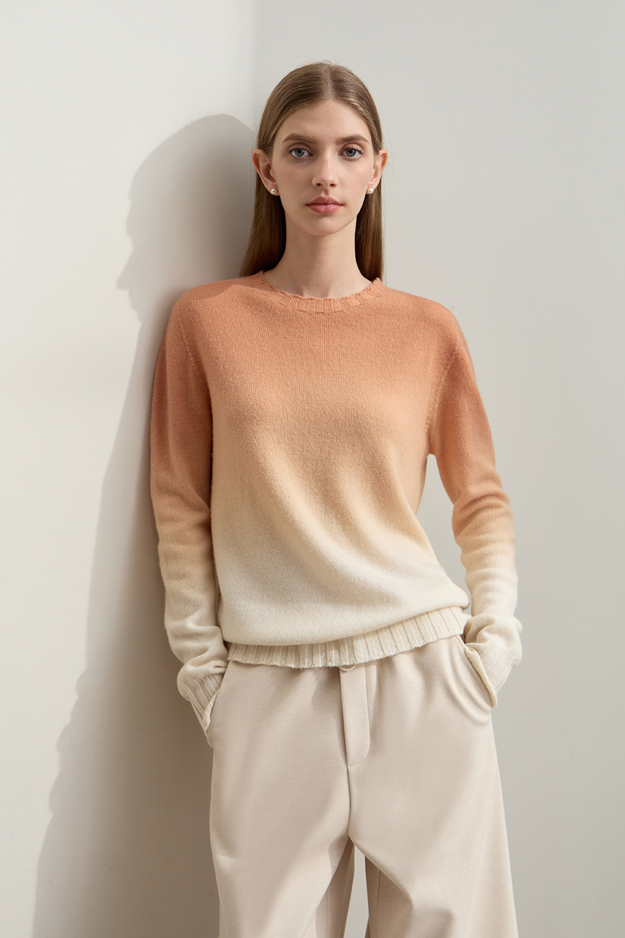 Crew Neck Seamless Ombre Sweater