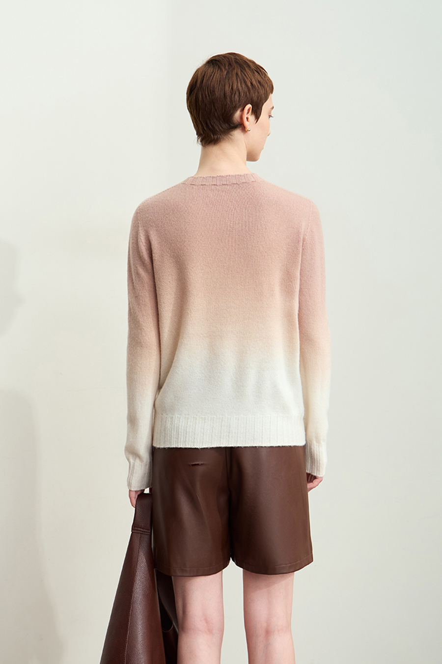 Crew Neck Seamless Ombre Sweater