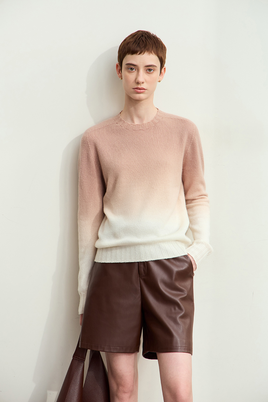 Crew Neck Seamless Ombre Sweater