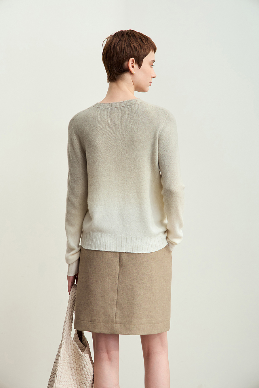 Crew Neck Seamless Ombre Sweater