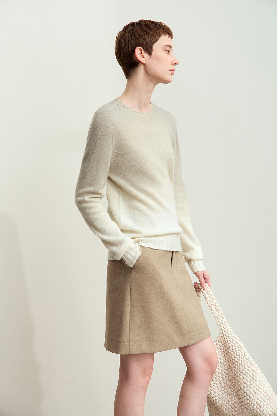 Crew Neck Seamless Ombre Sweater