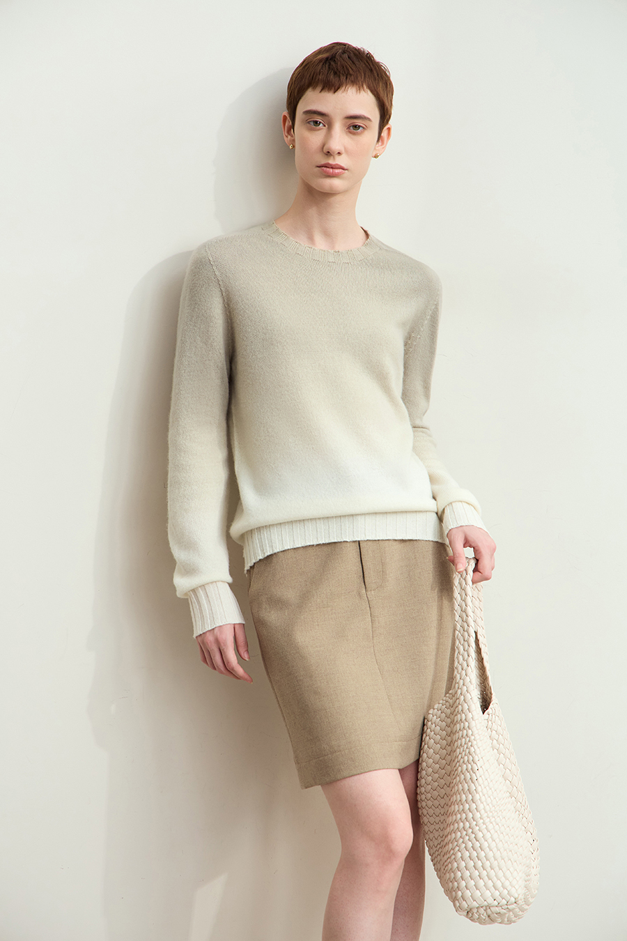 Crew Neck Seamless Ombre Sweater