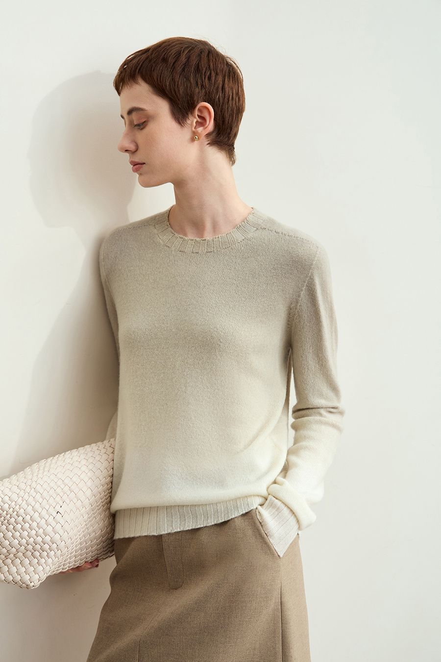 Crew Neck Seamless Ombre Sweater