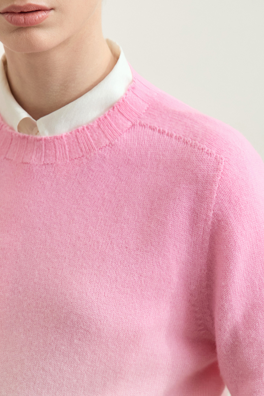 Crew Neck Seamless Ombre Sweater