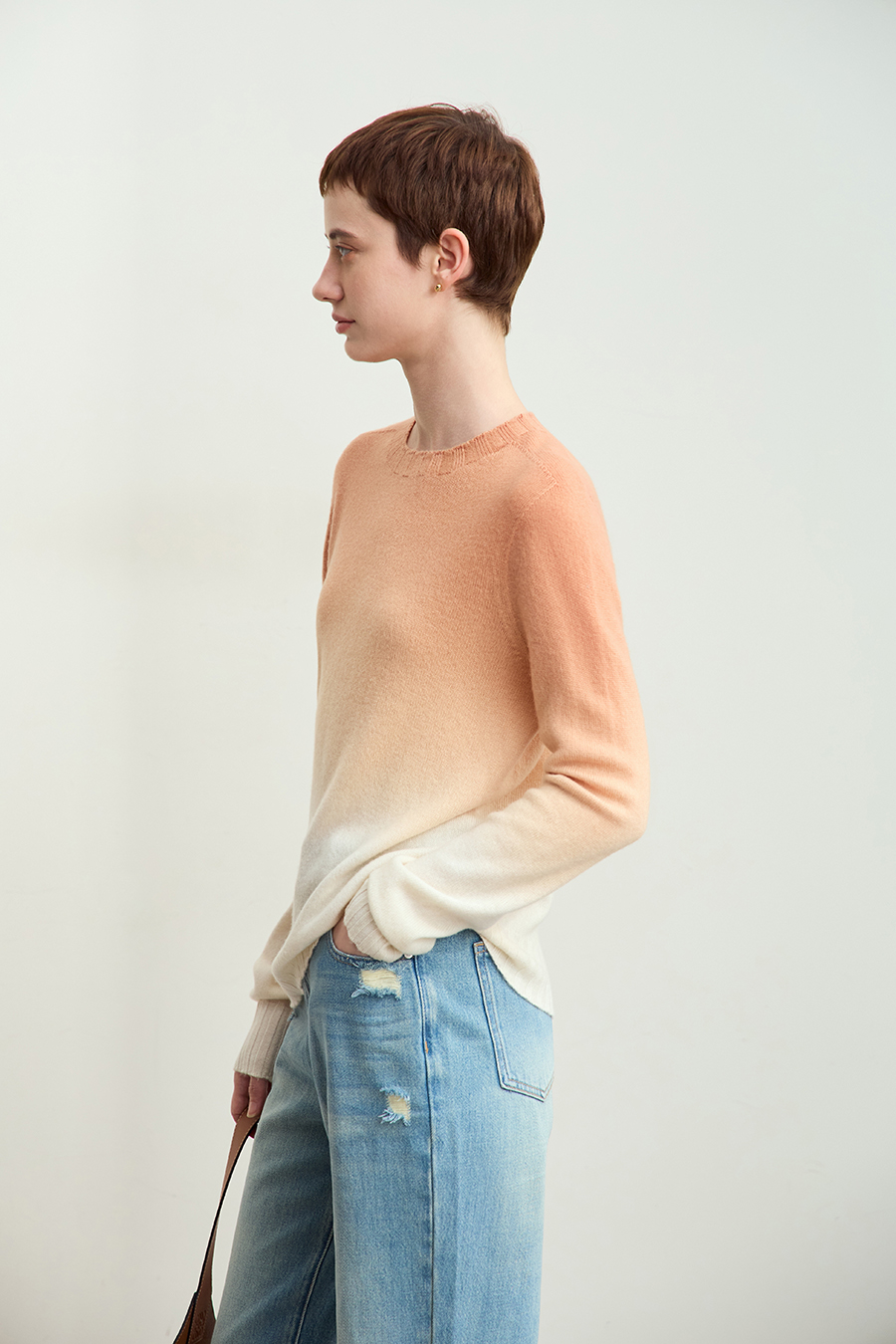 Crew Neck Seamless Ombre Sweater