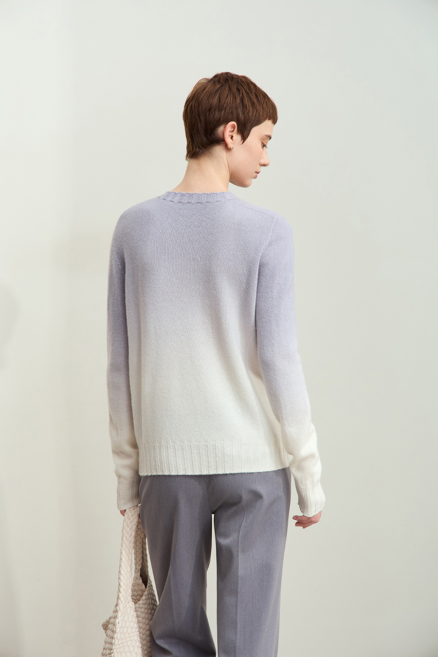 Crew Neck Seamless Ombre Sweater