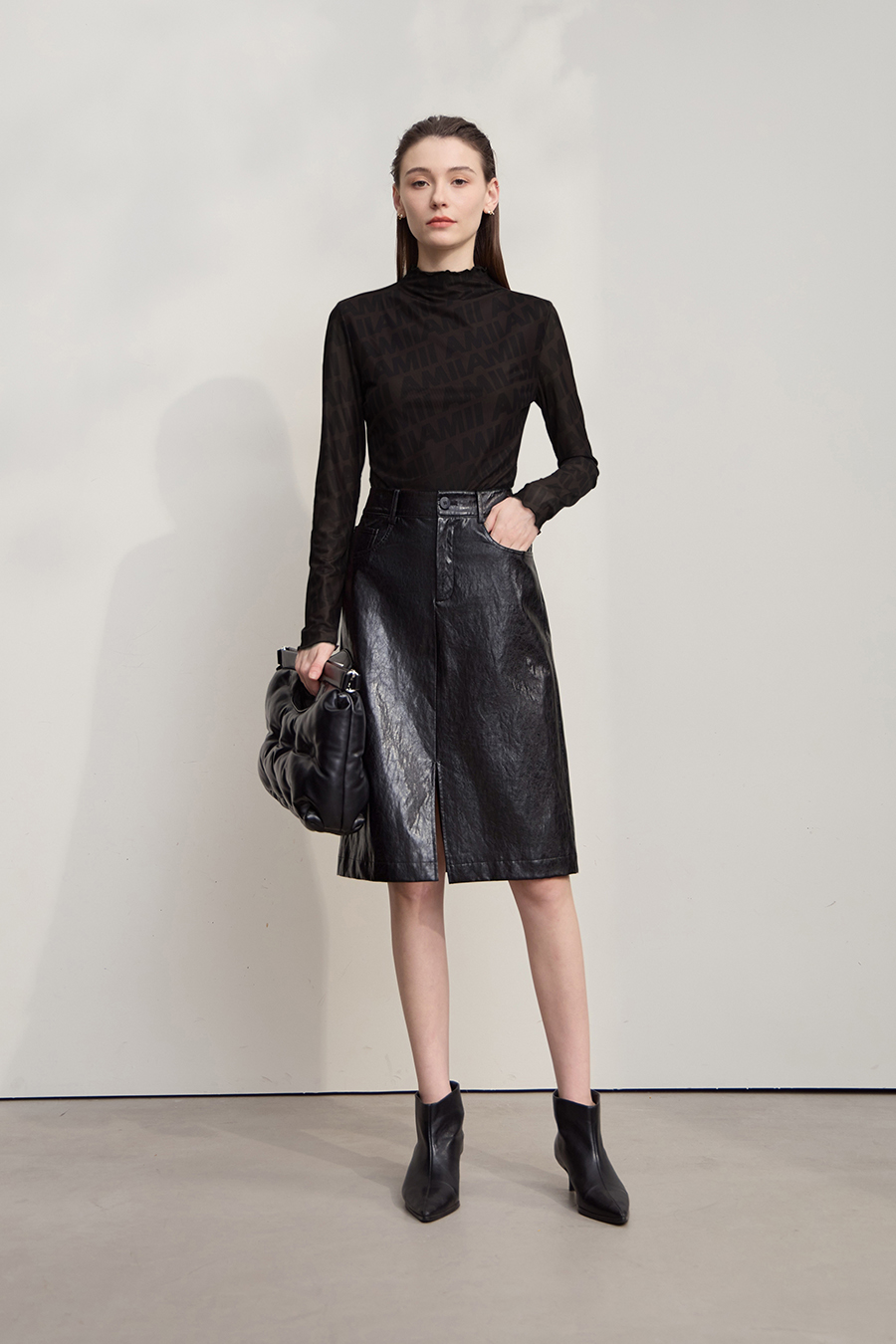 Letter Printed Slim Mesh T - Shirt|AMII-AMII.com