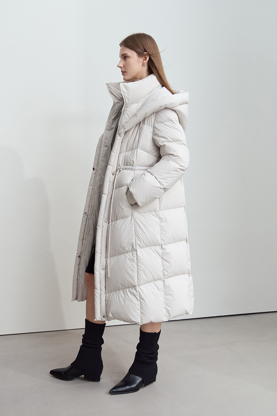 Graphene Hooded Down Jacket|AMII-AMII.com