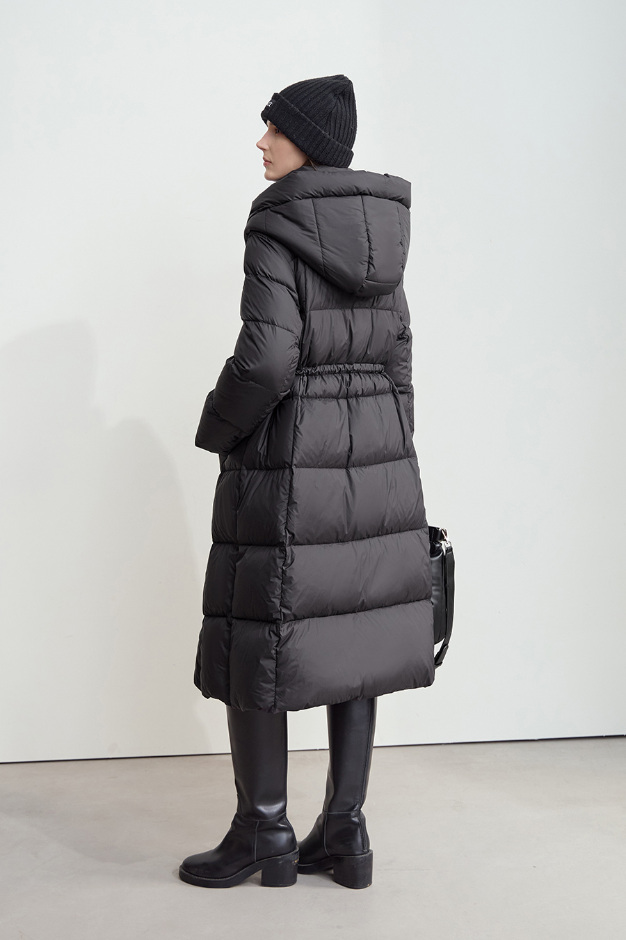 Graphene Hooded Down Jacket|AMII-AMII.com