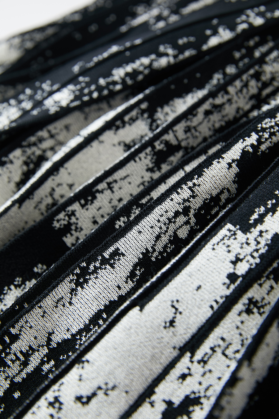 Jacquard Pleated Midi Skirt