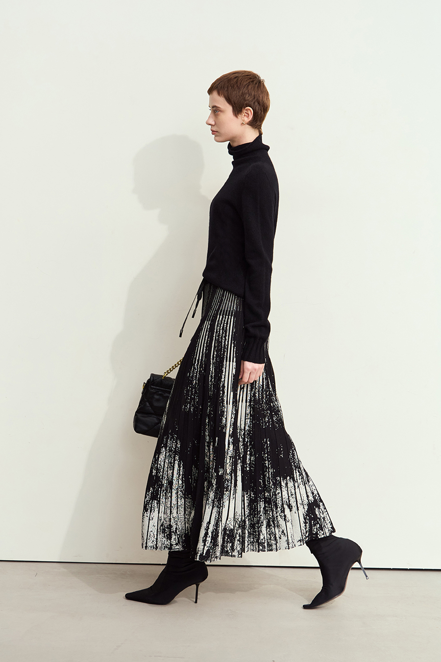 Jacquard Pleated Midi Skirt