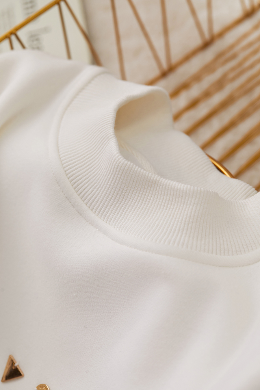 Geometric Metal Decoration Sweatshirt|AMII-AMII.com