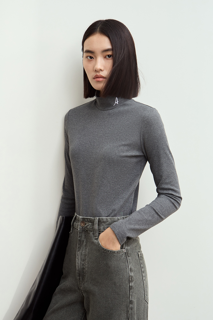 Letter Embroidered Brushed T-Shirt|AMII-AMII.com