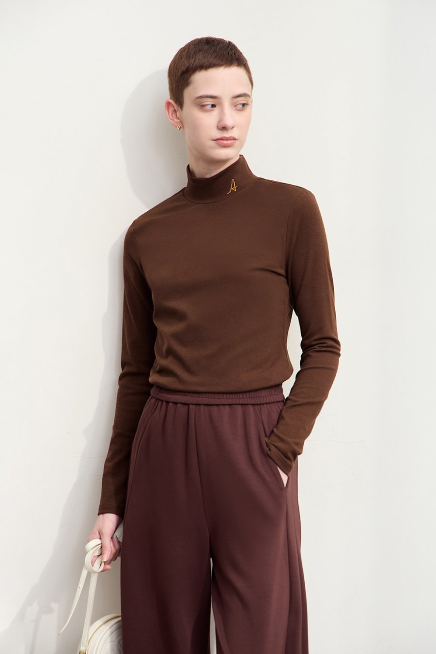 Letter Embroidered Brushed T-Shirt|AMII-AMII.com