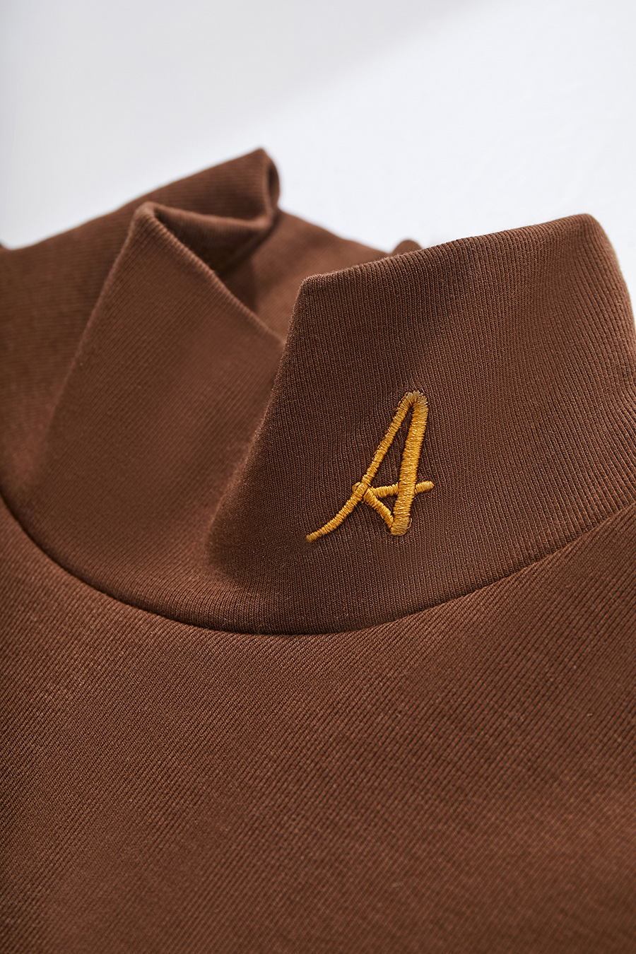 Letter Embroidered Brushed T-Shirt|AMII-AMII.com