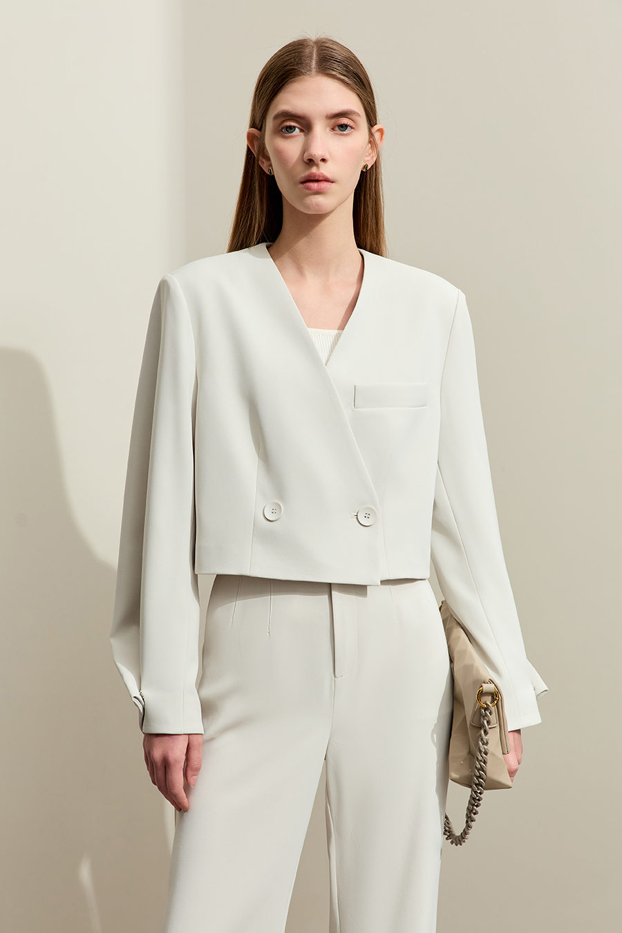 Short Double - button V - Neck Suit|AMII-AMII.com