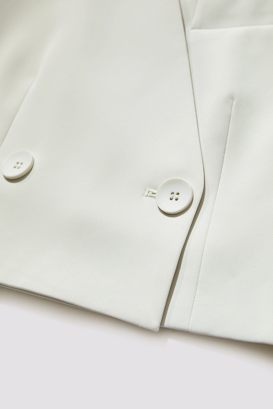 Short Double - button V - Neck Suit|AMII-AMII.com