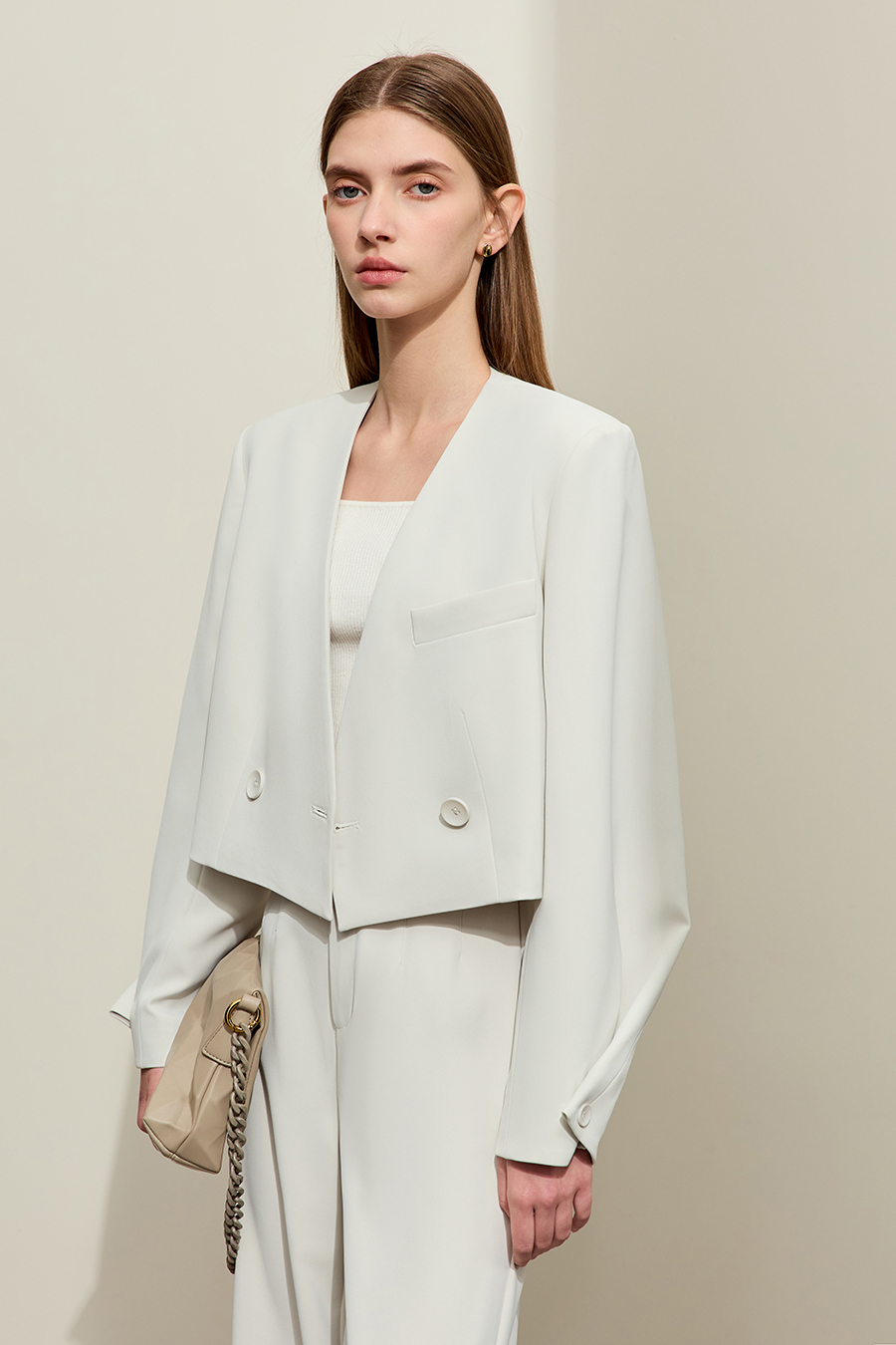 Short Double - button V - Neck Suit|AMII-AMII.com