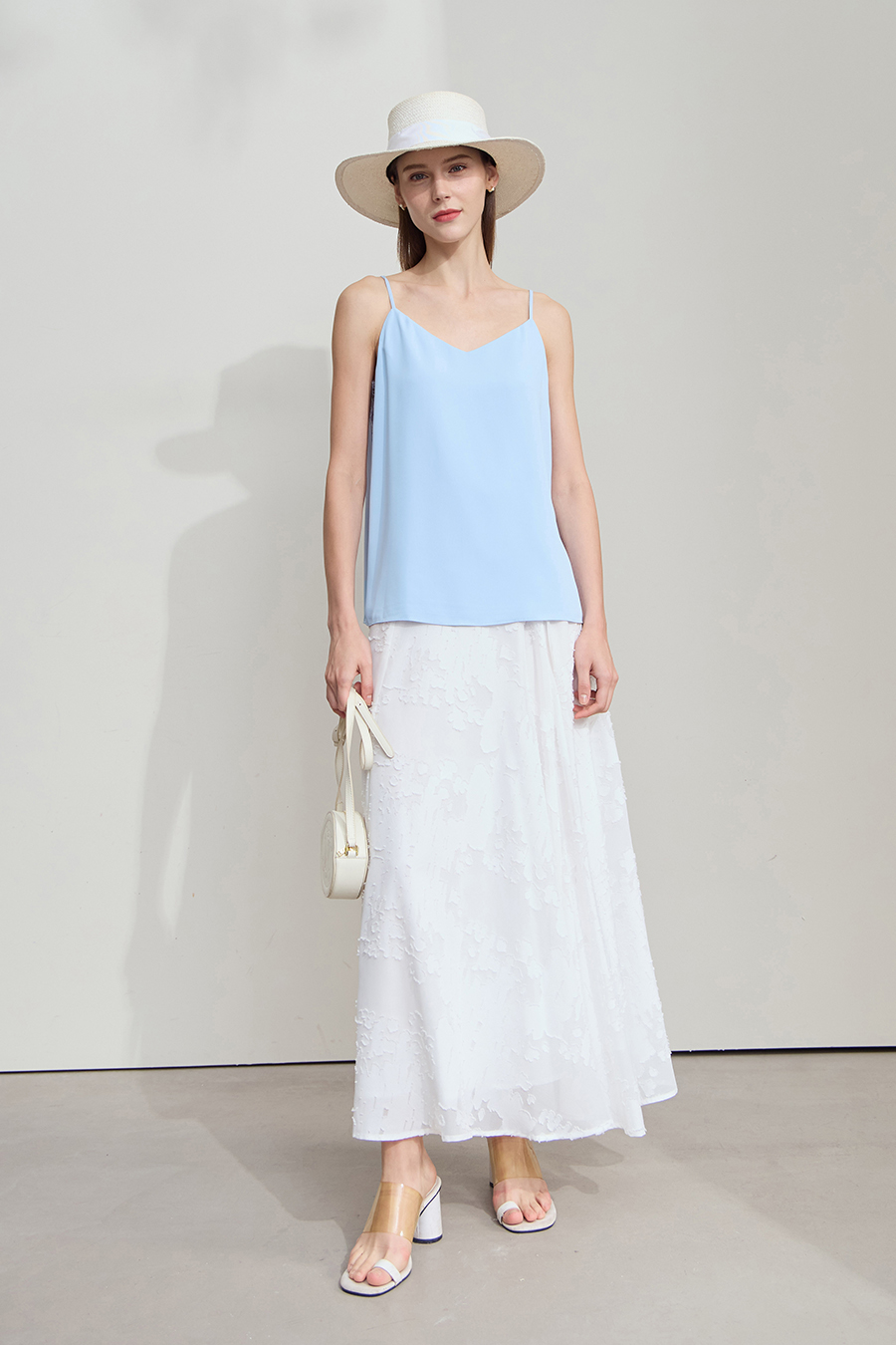 Lace spliced camisole|AMII