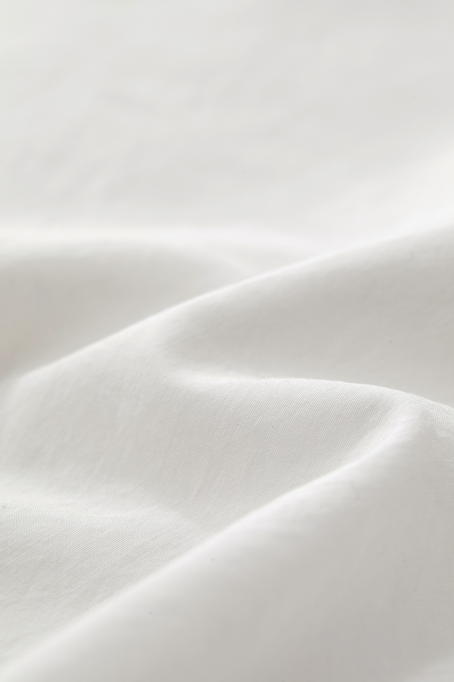 Stand Collar Pleated Wide-shoulder Shirt