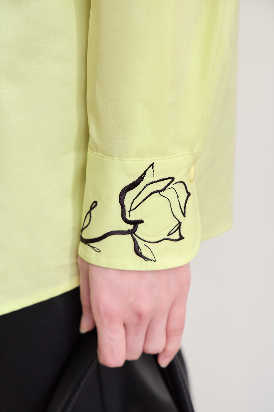 Rhinestone Embroidery All - Cotton Shirt|AMII-AMII.com