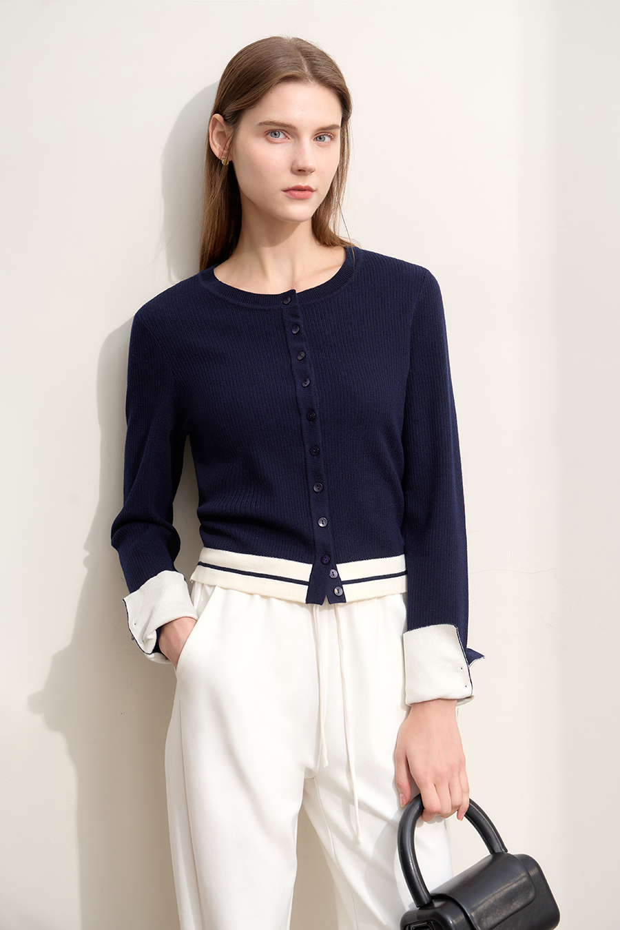 Crew Neck Short Knit Cardigan|AMII-AMII.com