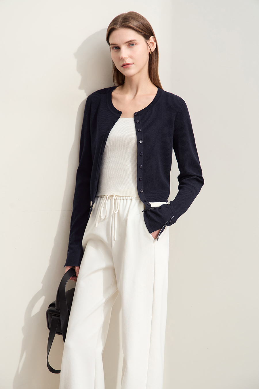 Crew Neck Short Knit Cardigan|AMII-AMII.com