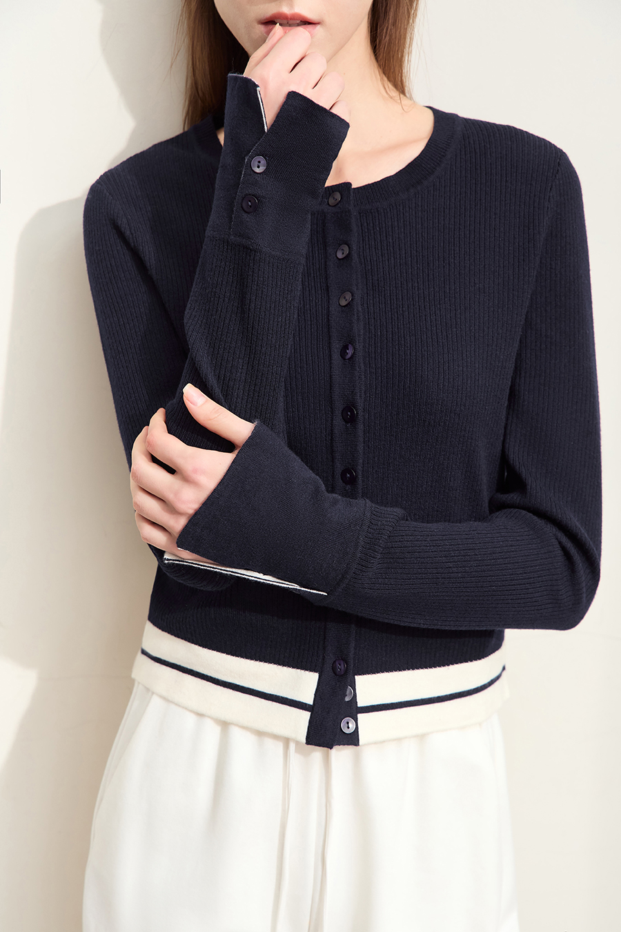 Crew Neck Short Knit Cardigan|AMII-AMII.com