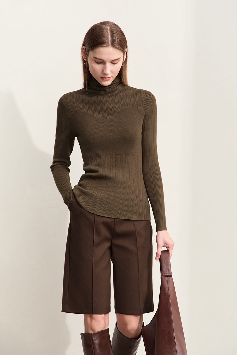 Textured Spliced High Neck Sweater|AMII-AMII.com