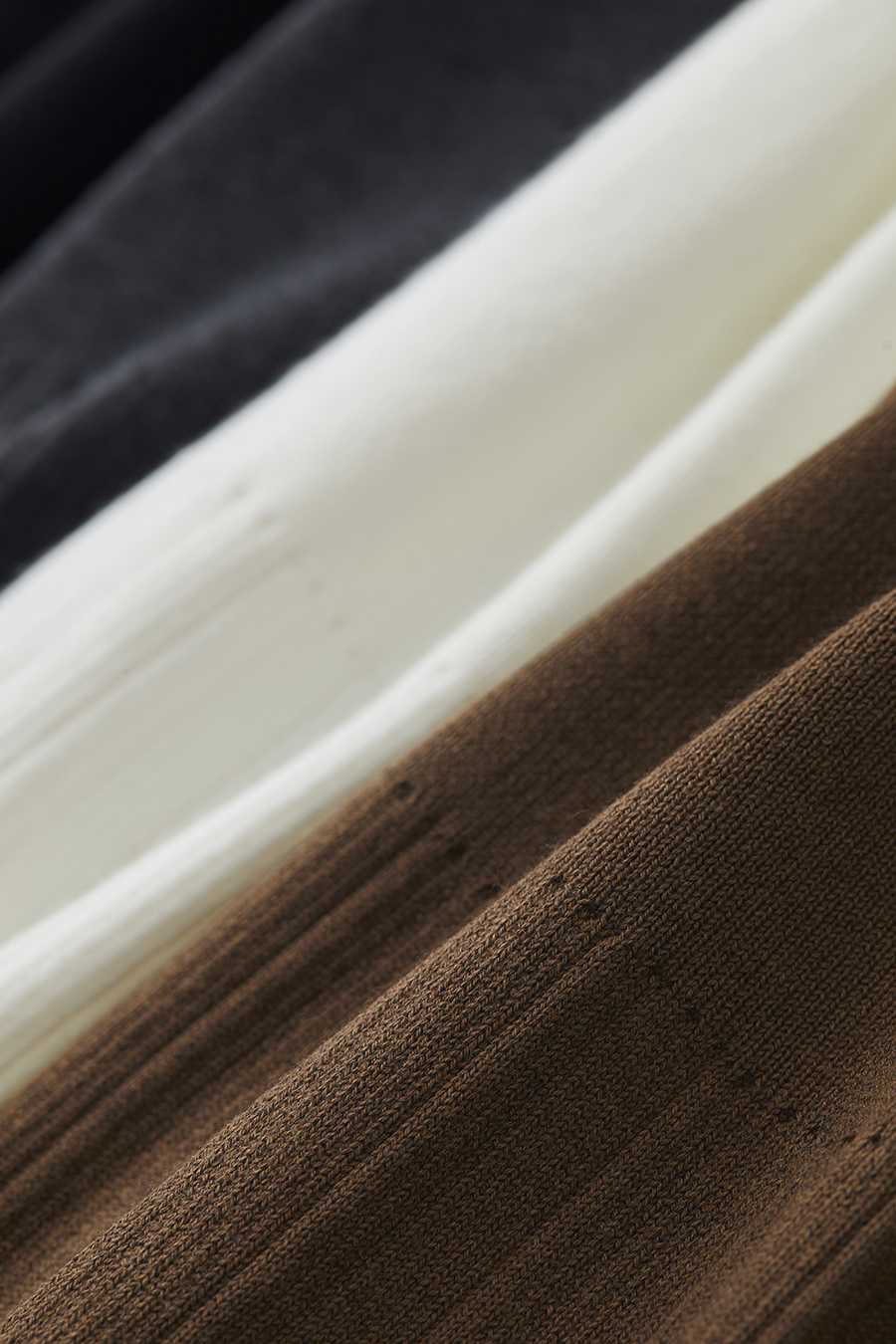 Textured Spliced High Neck Sweater|AMII-AMII.com