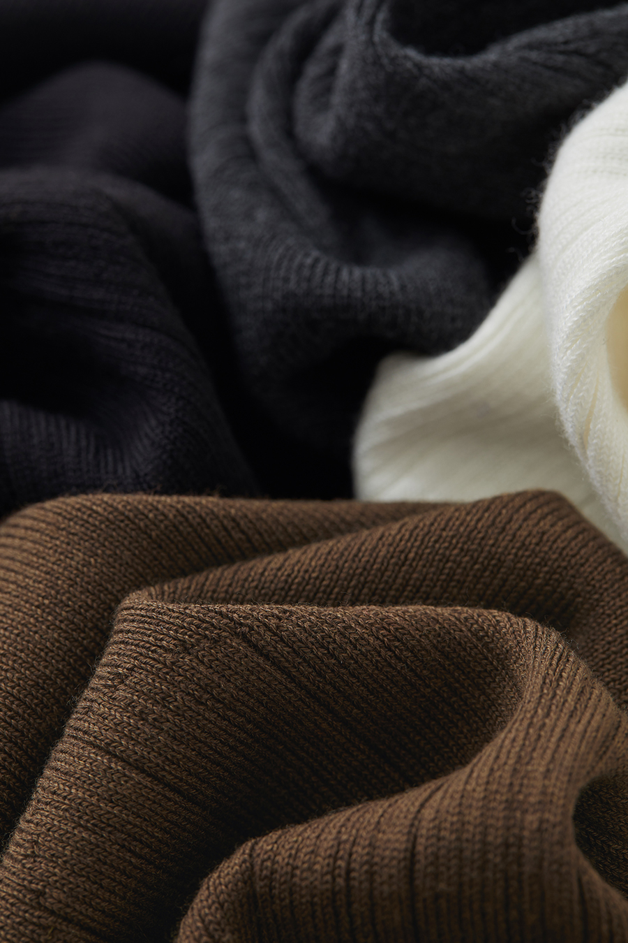 Textured Spliced High Neck Sweater|AMII-AMII.com