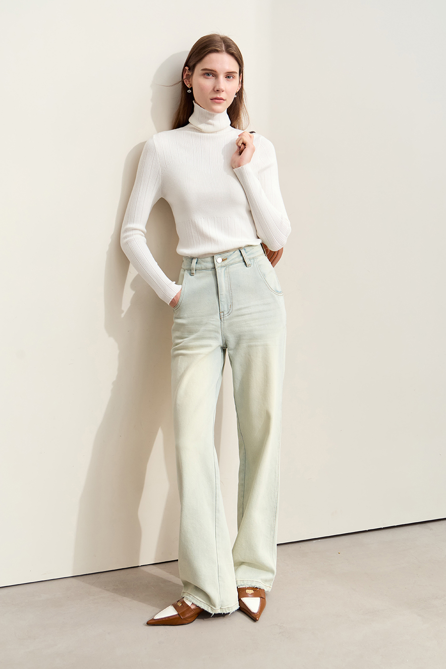 Textured Spliced High Neck Sweater|AMII-AMII.com