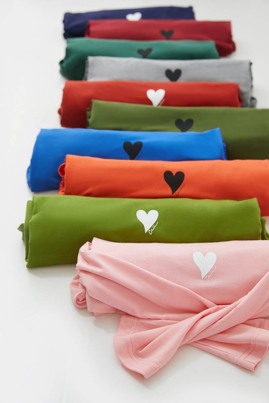 Crew Neck Heart Print T-shirt