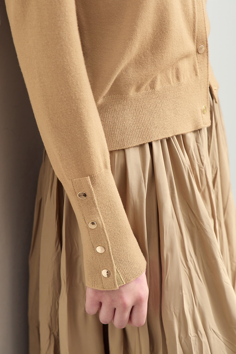 Metal Button Knitted Cardigan|AMII-AMII.com