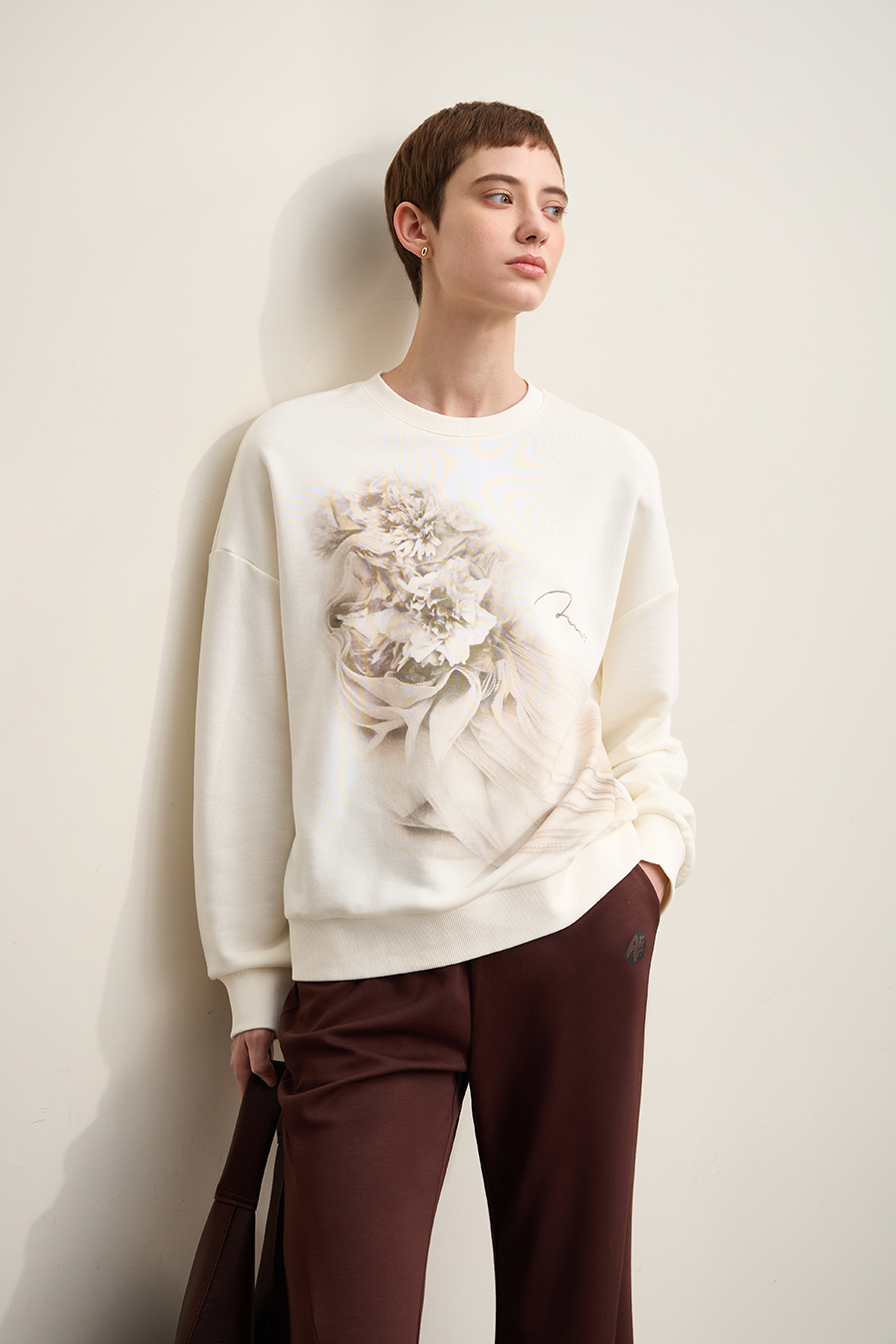 Art Printed & Embroidered Sweatshirt