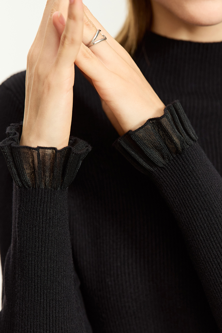 Organza Trimmed Sweater|AMII-AMII.com