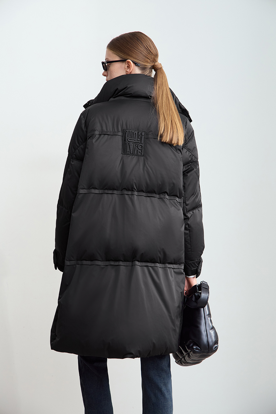 Letter Emblem Down Jacket|AMII-AMII.com