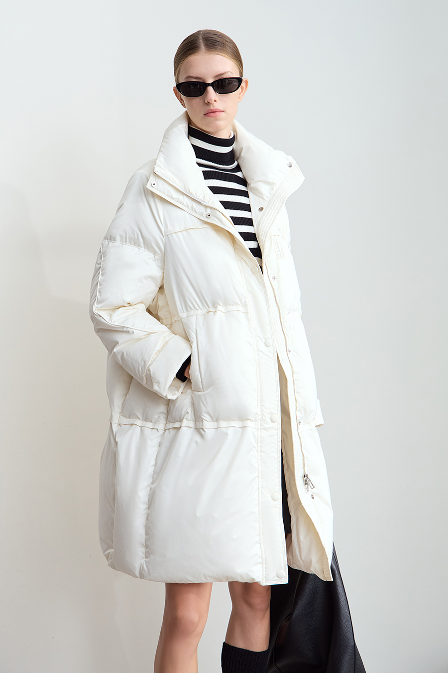 Letter Emblem Down Jacket|AMII-AMII.com