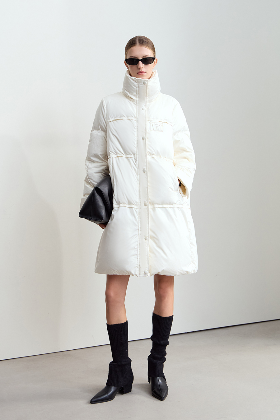 Letter Emblem Down Jacket|AMII-AMII.com